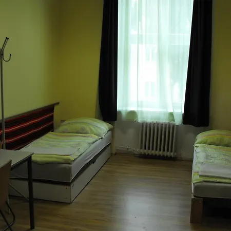 Mogyorodi Vandrarhem *