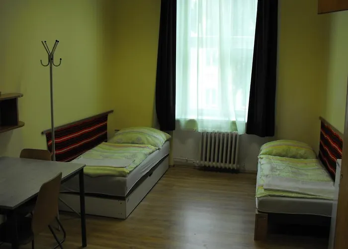 Mogyorodi Albergue *