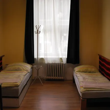 Mogyorodi Albergue